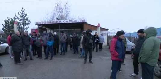 и блокираха магистрала Струма до Симитли Те са недоволни от Стратегическия план